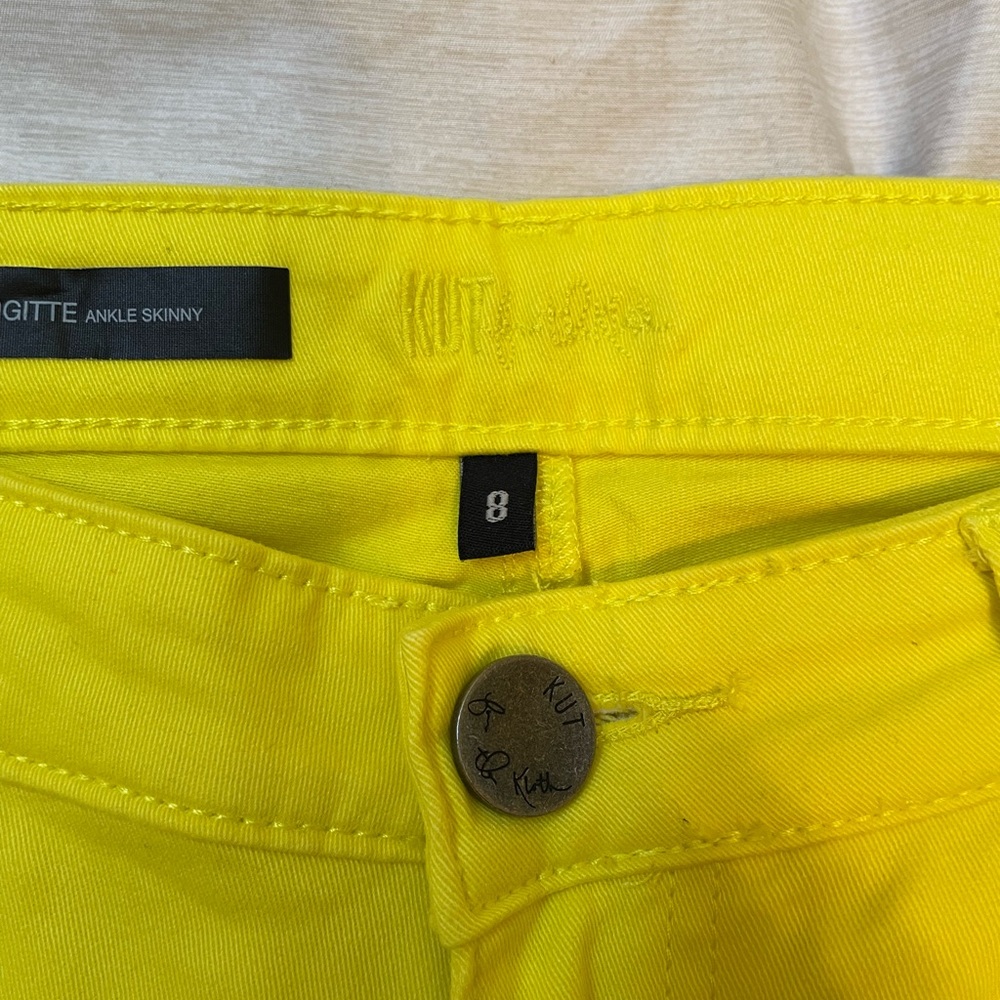 Kut from the Kloth Yellow Jeans - Picture 4 of 4